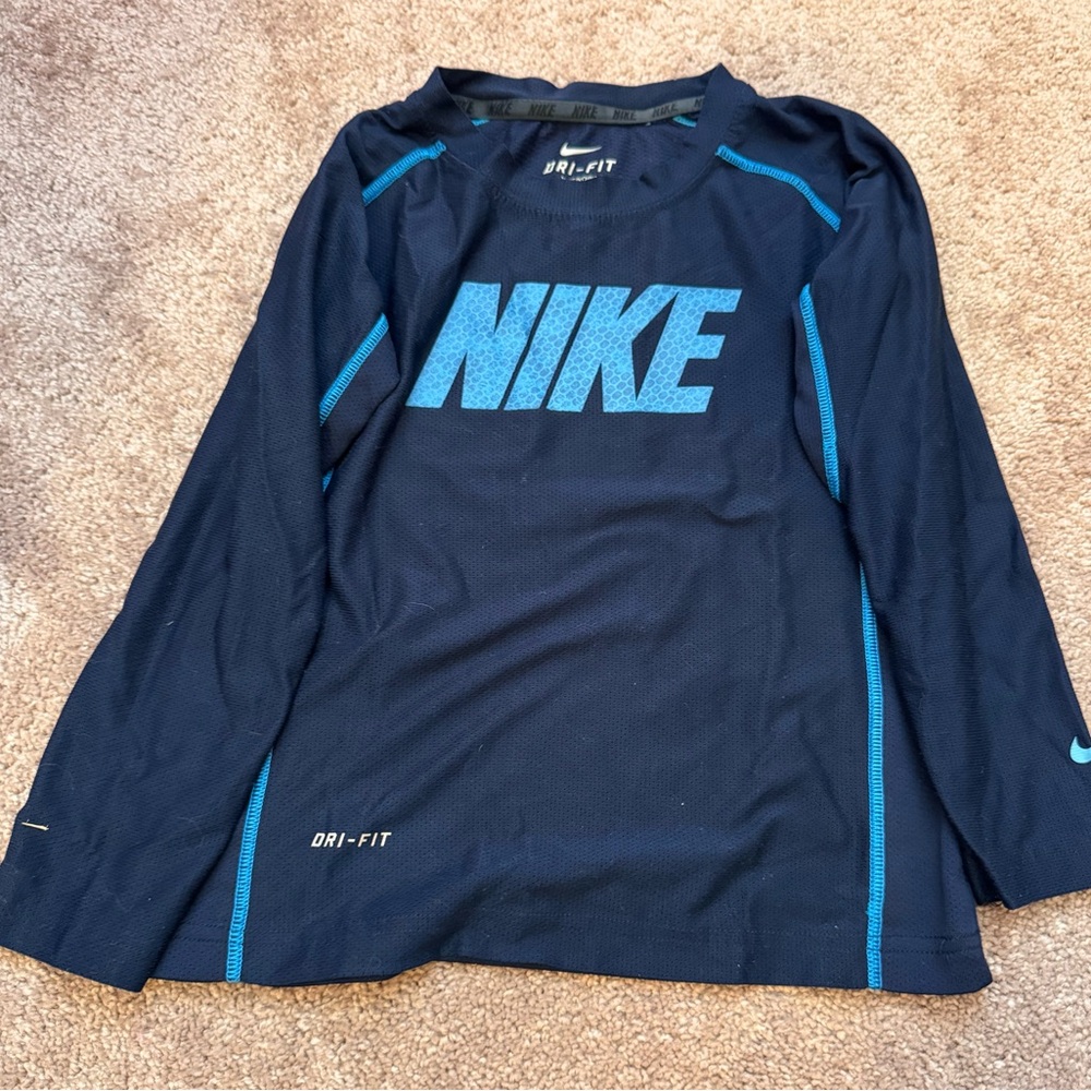Nike Dryfit long sleeve